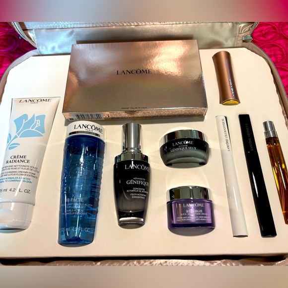 Lancôme 10pc Makeup and Skincare Set - Picture 9 of 9